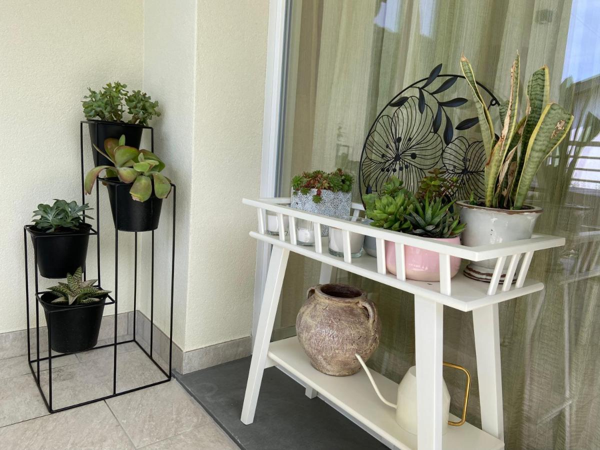 Maison Morandi Spinone Al Lago Exterior photo