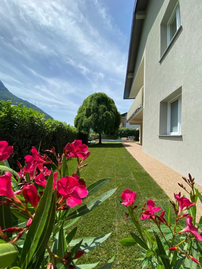 Maison Morandi Spinone Al Lago Exterior photo